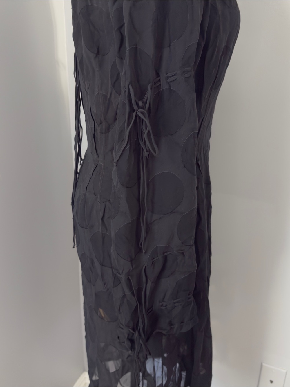 Carolina Herrera Black Sheer Polka-Dot Button-Front Long Sleeve Dress size 8 - Picture 3 of 6
